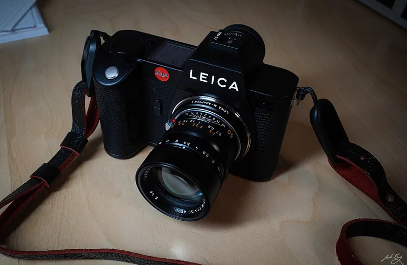 Leica SL2