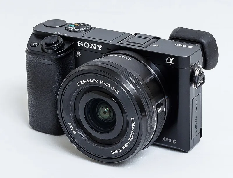 Sony A6000