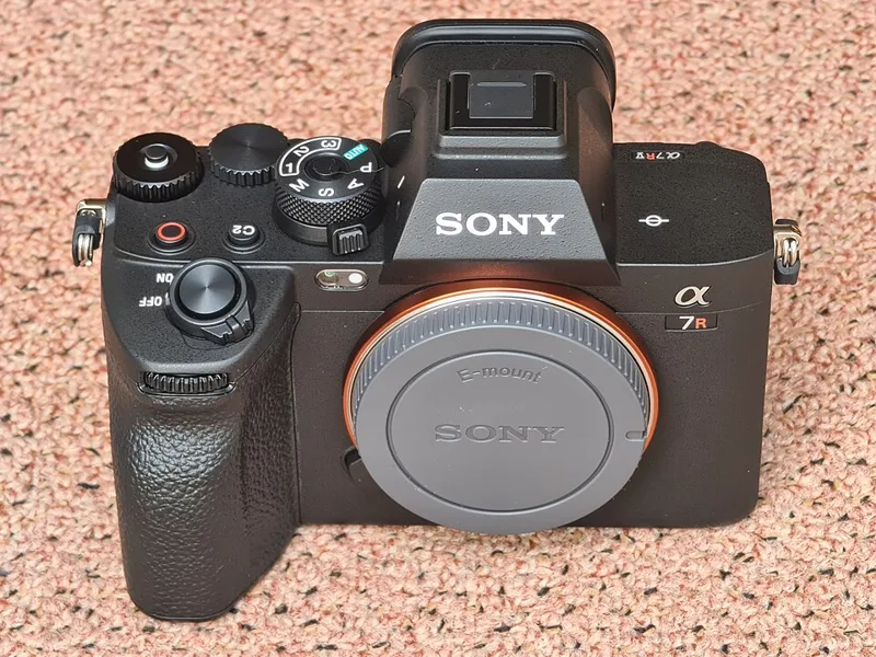 Sony A7R V